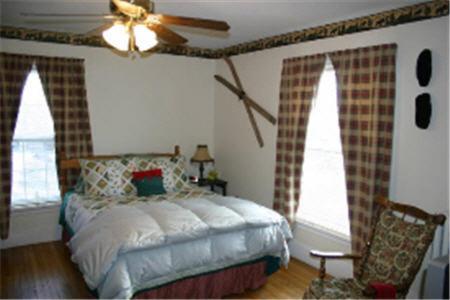 The Young House Bed And Breakfast Millinocket Oda fotoğraf